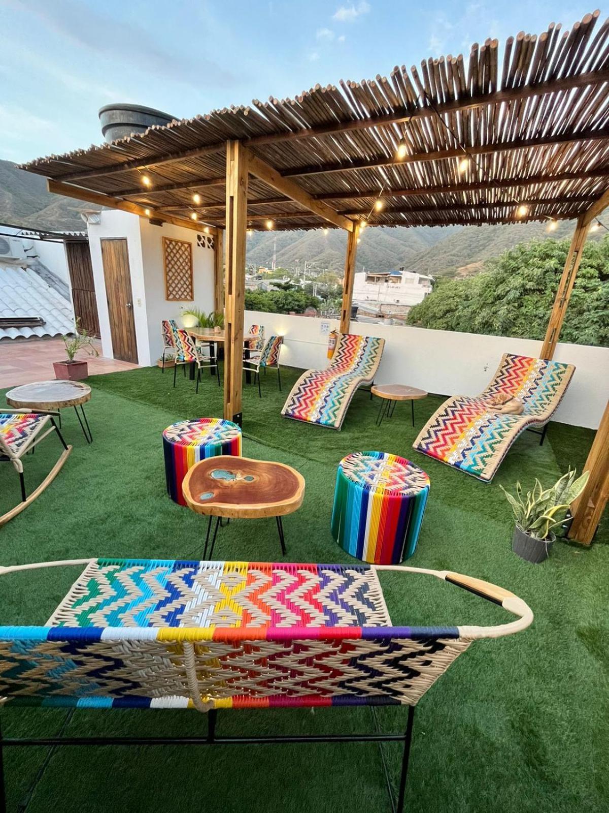Ocean Lovers Hostel & Apartments Taganga Bagian luar foto