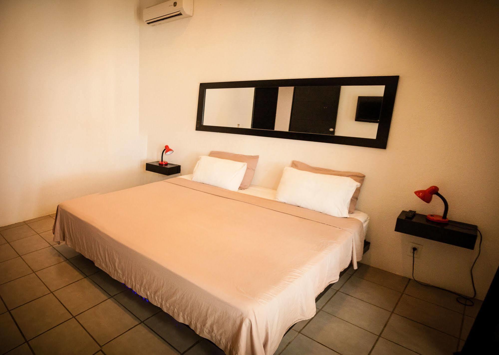 Ocean Lovers Hostel & Apartments Taganga Bagian luar foto